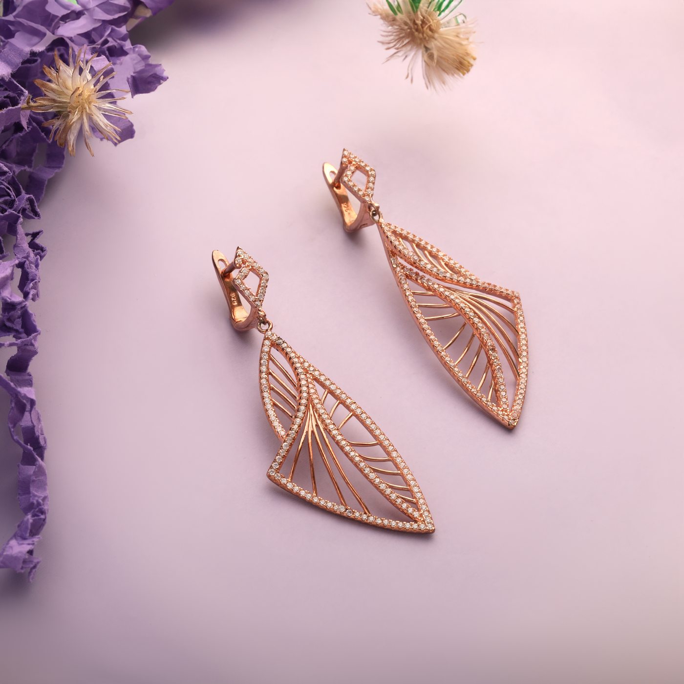 Halki Fulki earrings detail